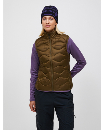 Peak Performance g79846_sand_fog_n36_on-model_front_image_dames_normaal_3.png